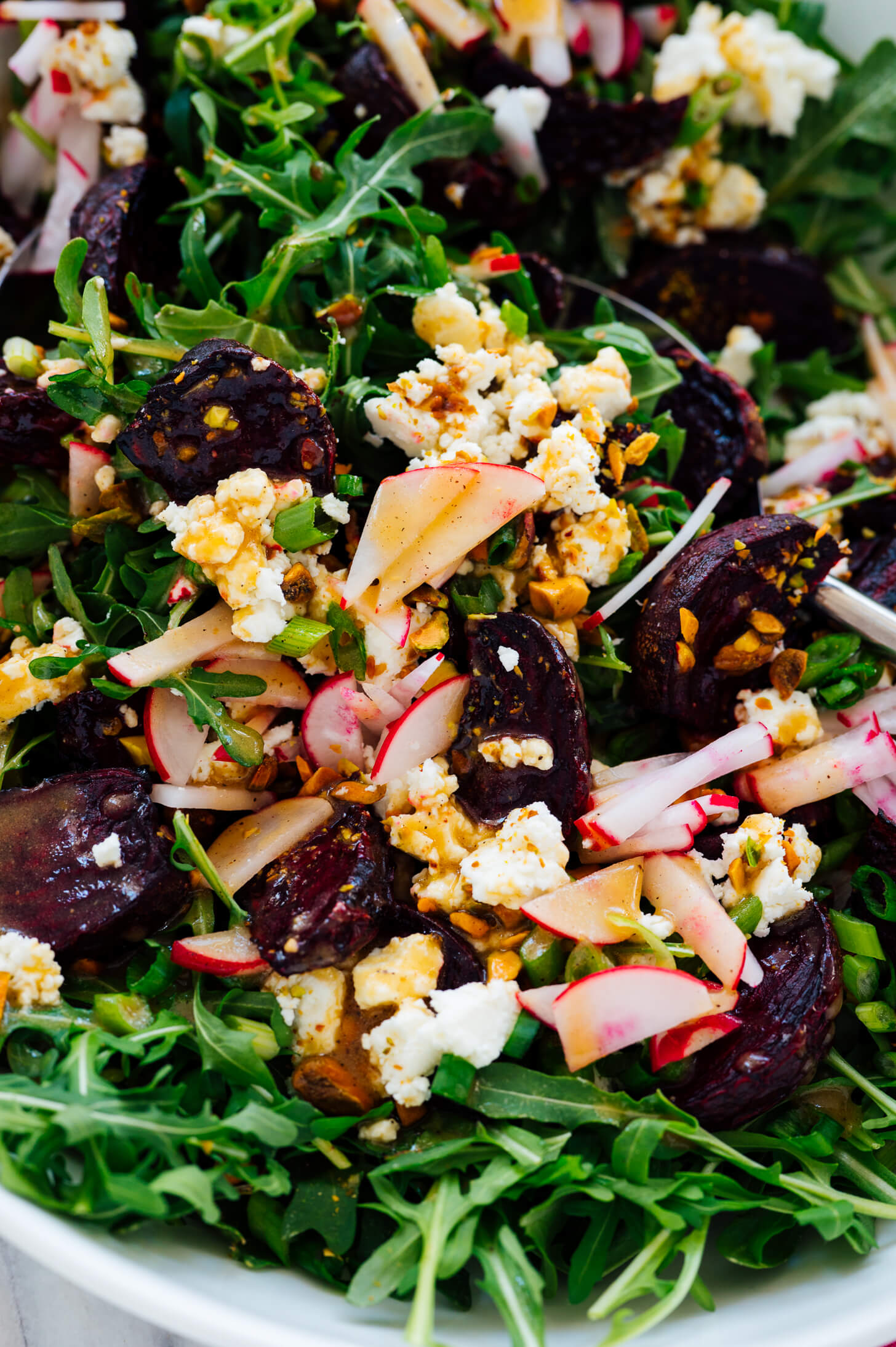 beet, goat cheese and pistachio salad with arugula