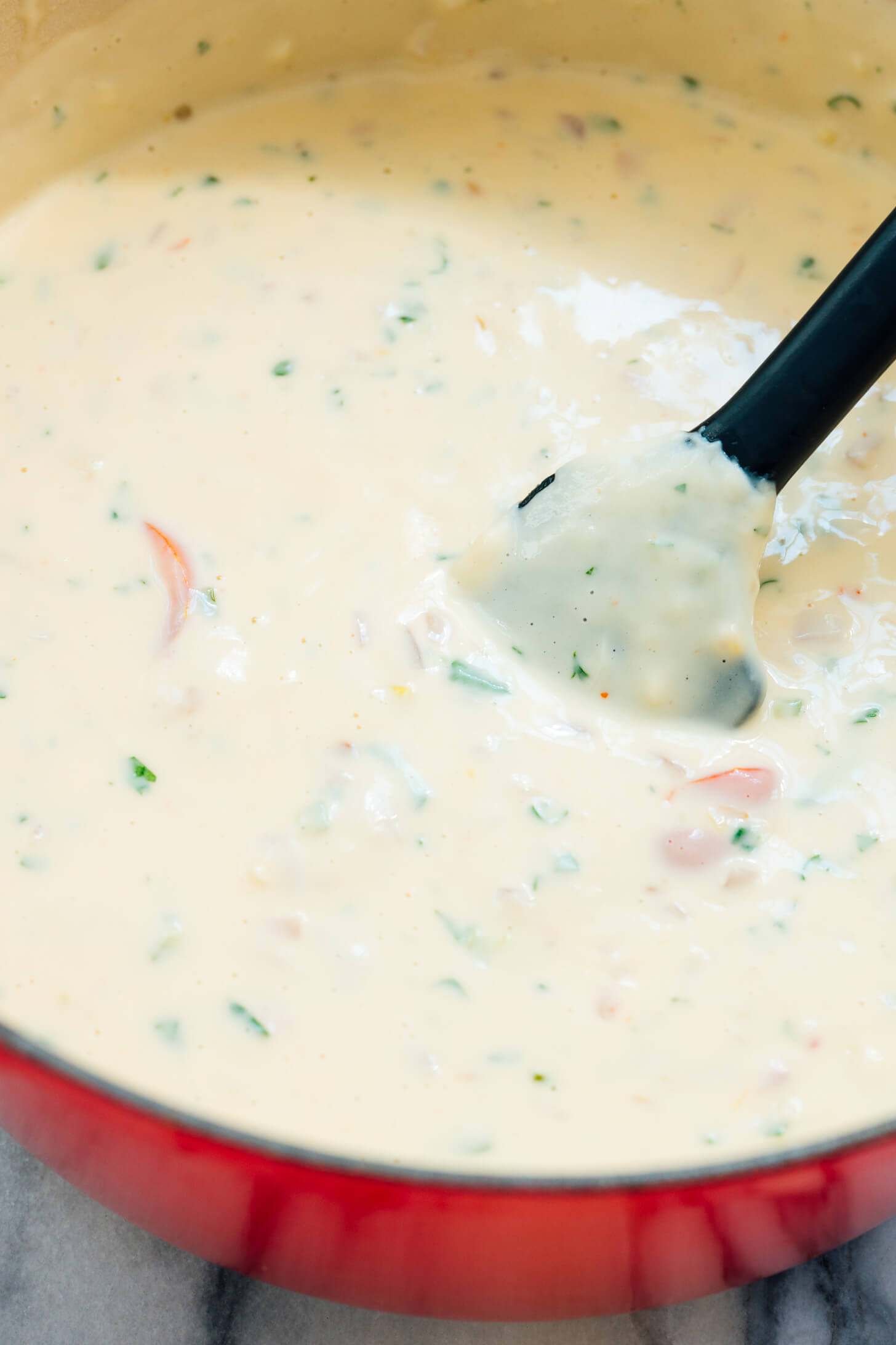 creamy queso dip