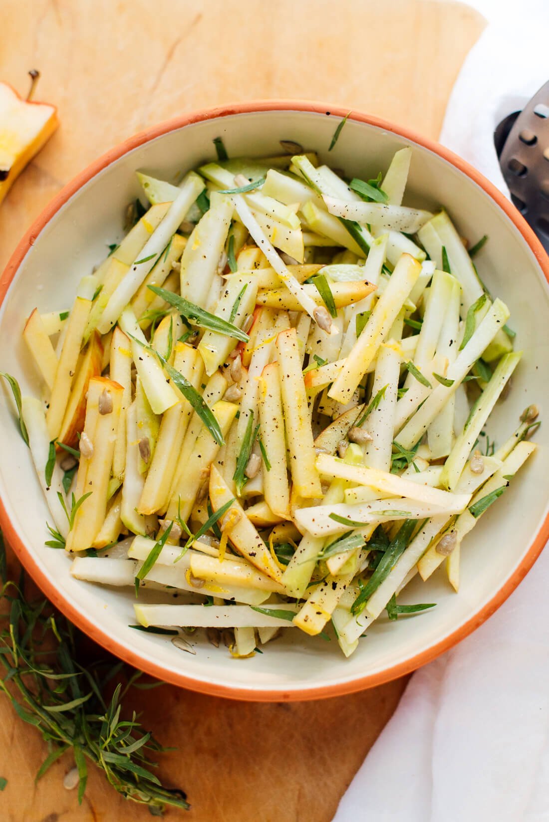 Crisp Apple & Kohlrabi Salad