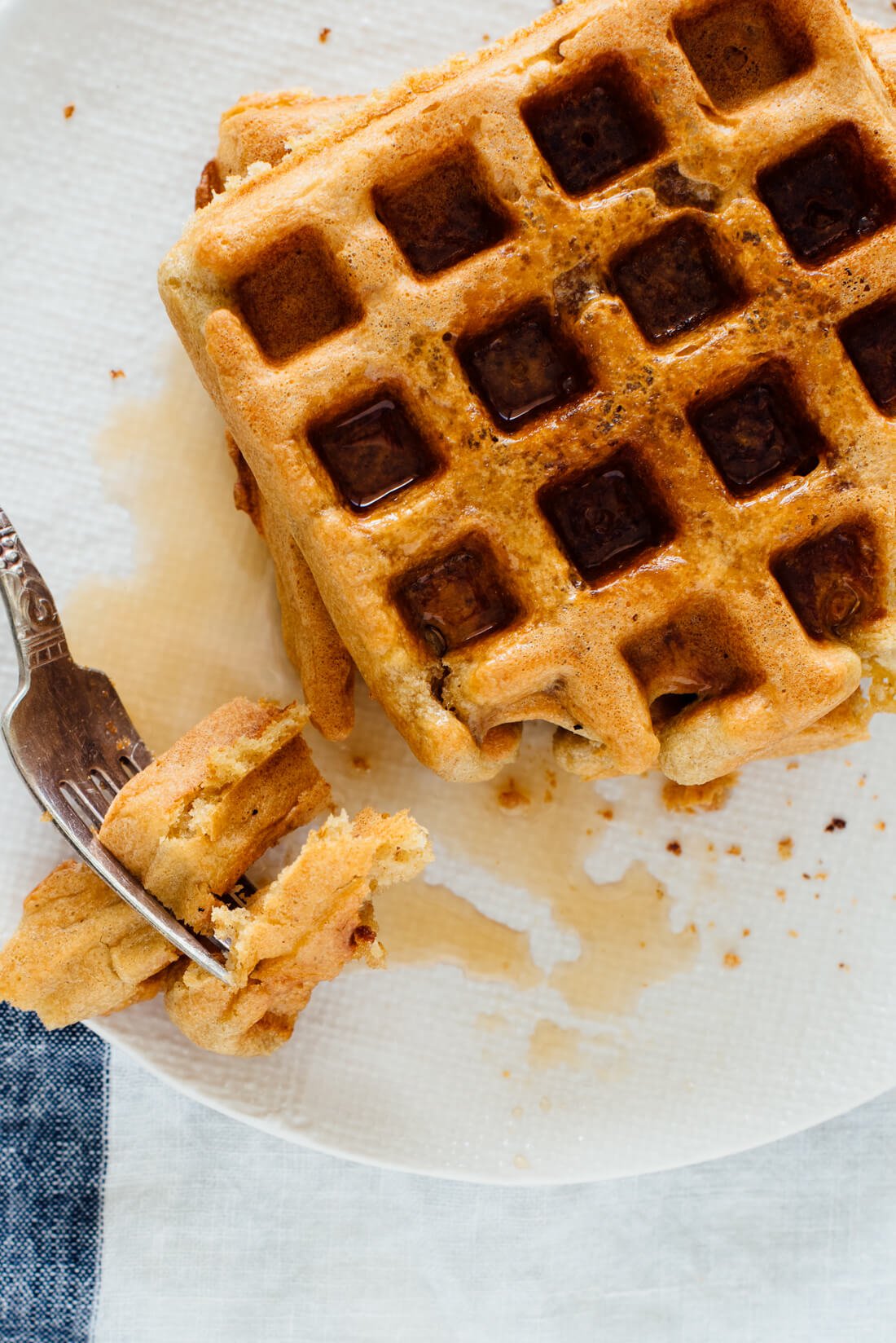 gluten-free oat waffles