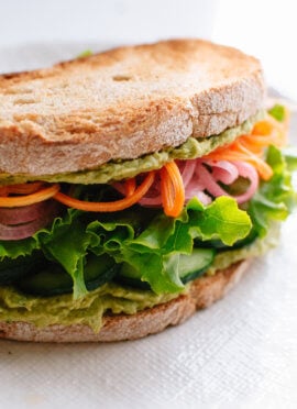 green goddess hummus sandwich