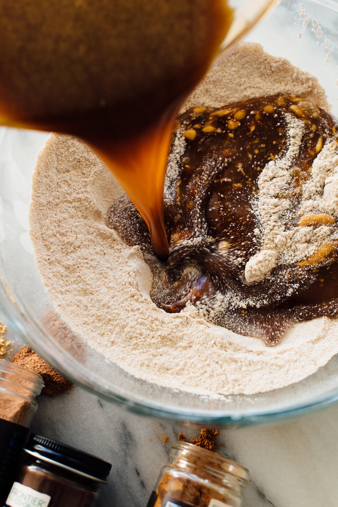 how to make gingerbread cake