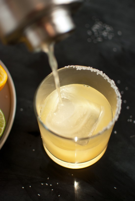 Fresh lime margaritas recipe - cookieandkate.com