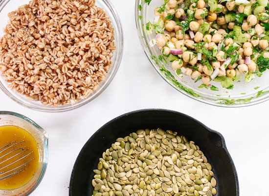 mason jar salad ingredients