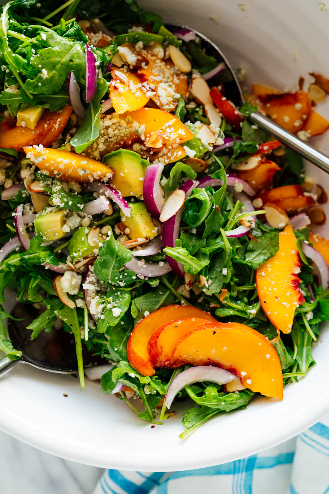 peach salad recipe with greens