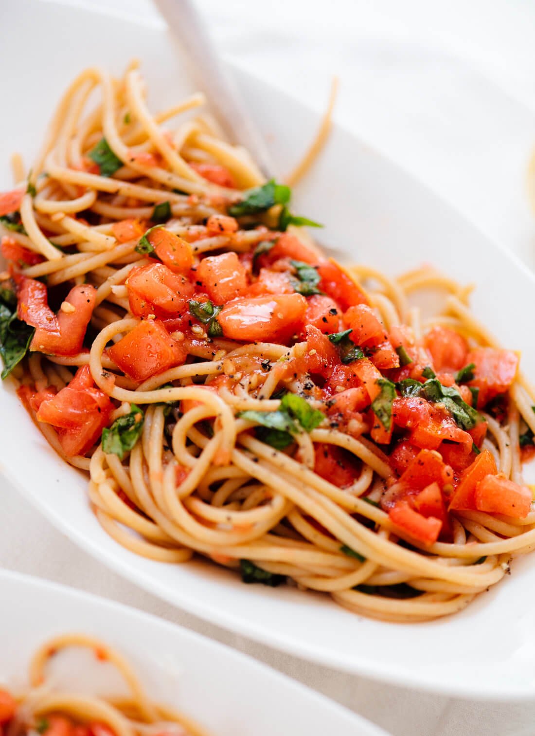 Spaghetti with fresh tomato sauce, perfect for those ripe summer tomatoes!