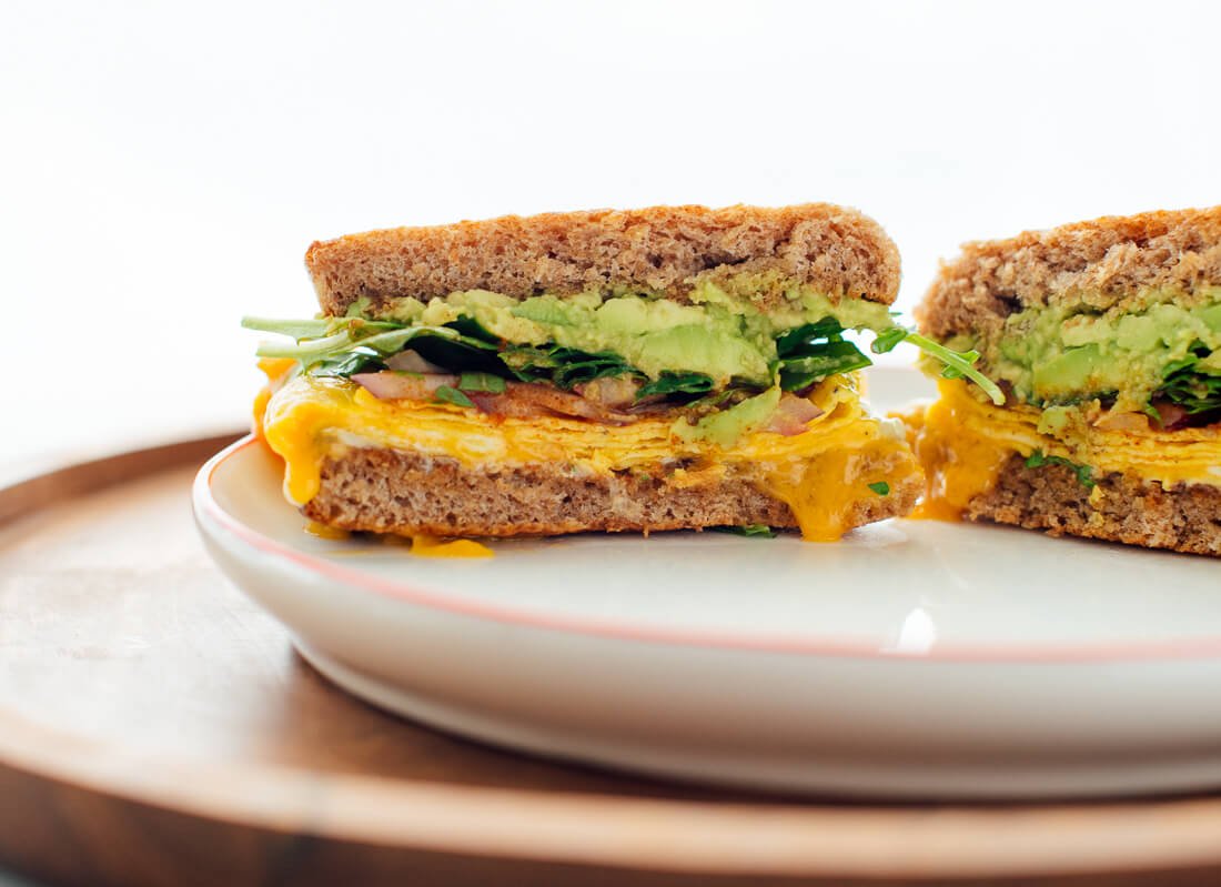 vegetarian breakfast sandwich