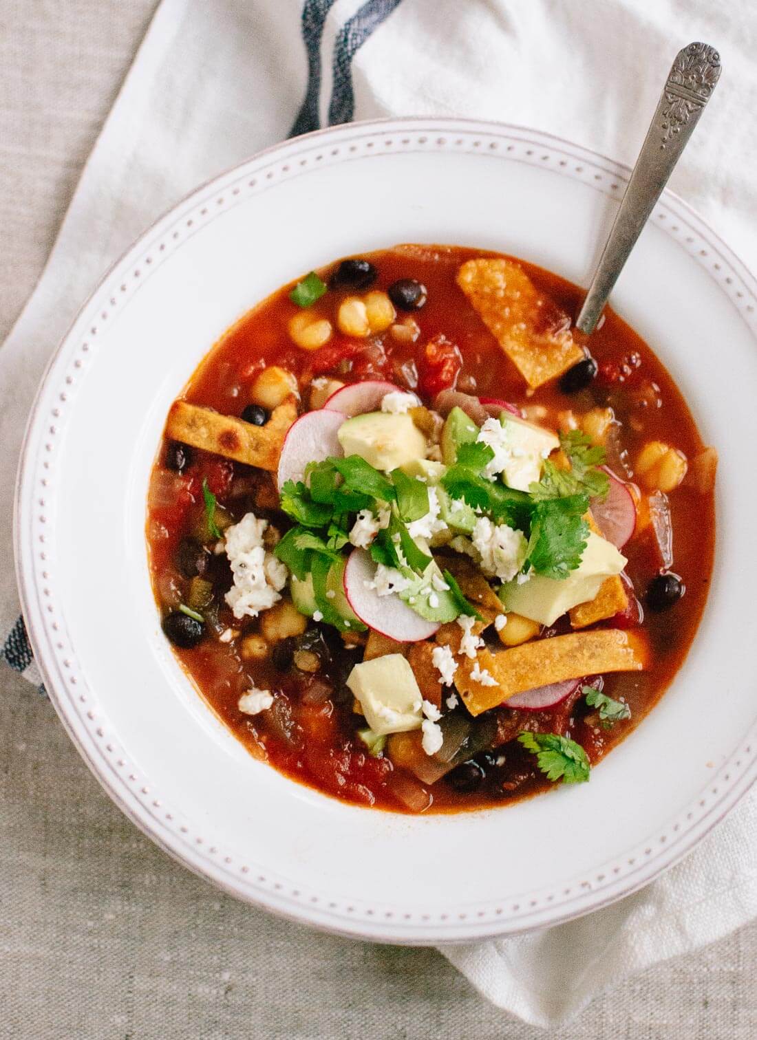 Vegetarian tortilla soup